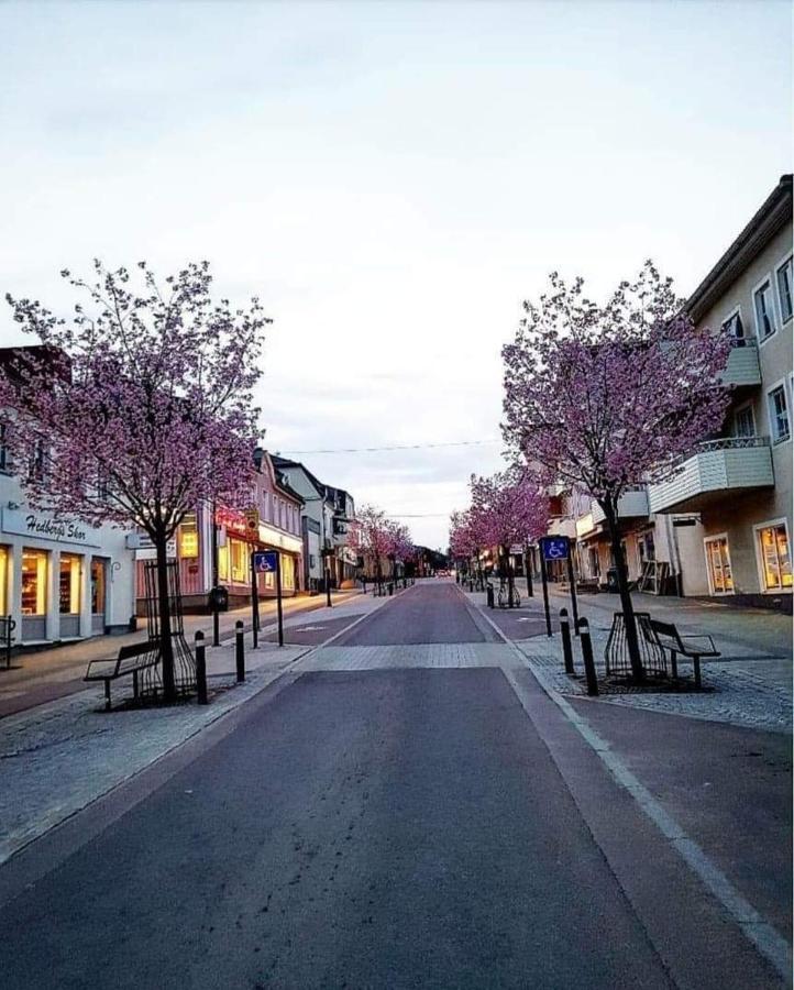Mysig Timmerstuga Med Braskamin Naera Hovfjaellet Torsby Ngoại thất bức ảnh